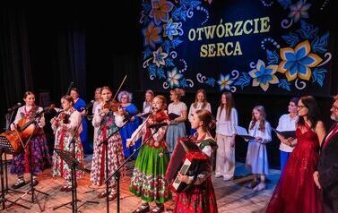 &bdquo;Otw&oacute;rzcie serca&rdquo; &ndash; Papieski Koncert Integracji 17