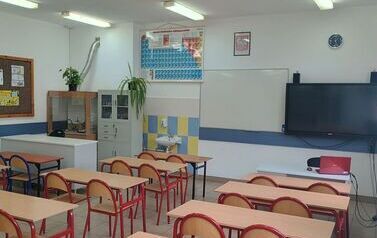 Szkoła Podstawowa im. Bohater&oacute;w Powstania Styczniowego w Nowej Słupi wzbogaca pracownię fizyczno-chemiczną! 4