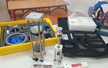 Szkoła Podstawowa im. Bohater&oacute;w Powstania Styczniowego w Nowej Słupi wzbogaca pracownię fizyczno-chemiczną! 5