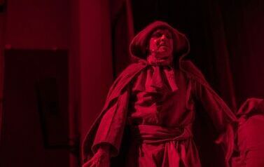 &bdquo;Noc Dziad&oacute;w&rdquo; w Rudkach. Teatr, pamięć i tradycja, kt&oacute;re łączą pokolenia 17