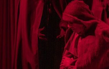 &bdquo;Noc Dziad&oacute;w&rdquo; w Rudkach. Teatr, pamięć i tradycja, kt&oacute;re łączą pokolenia 18