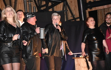 Nocne Mickiewicza rozmowy - Amatorski Teatr "Święty Spok&oacute;j" 20 maja 2023 3