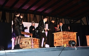 Nocne Mickiewicza rozmowy - Amatorski Teatr "Święty Spok&oacute;j" 20 maja 2023 36