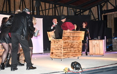Nocne Mickiewicza rozmowy - Amatorski Teatr "Święty Spok&oacute;j" 20 maja 2023 39