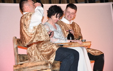 Nocne Mickiewicza rozmowy - Amatorski Teatr "Święty Spok&oacute;j" 20 maja 2023 65