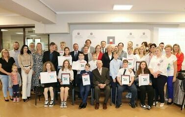 Podw&oacute;jny sukces Filipa Pater ucznia klasy V Szkoły Podstawowej w Starej Słupi                          w konkursie genealogicznym pt.: &bdquo;Bez korzeni nie zakwitniesz. Moja Wielka i Mała Ojczyzna." 8