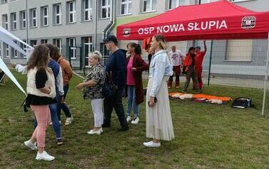 Piknik edukacyjno-zawodowy. Rudki 3 sierpnia. Przy Zespole Szk&oacute;ł w Rudkach. 3