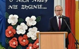 Odsłonięto i poświęcono pomnik  pomordowanych podczas II wojny światowej mieszkańc&oacute;w Dębna i Jeziorka. 6.10.2023 81