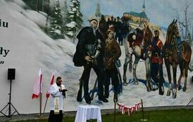 Gminne Obchody Święta Niepodległości. Odsłonięcie muralu przy SP Nowa Słupia 17