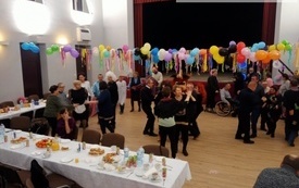 Zabawa karnawałowa Świętokrzyskiego Stowarzyszenia na Rzecz Os&oacute;b Niepełnosprawnych &bdquo;Nadzieja&rdquo; 2