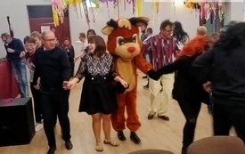 Zabawa karnawałowa Świętokrzyskiego Stowarzyszenia na Rzecz Os&oacute;b Niepełnosprawnych &bdquo;Nadzieja&rdquo; 4