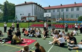 Piknik Profilaktyczny w w Technikum nr 6 w Nowej Słupi  1