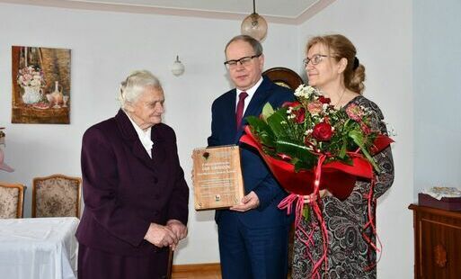 Zdjęcie do Piękny jubileusz pani Marianny Nowak ze Starej Słupi.