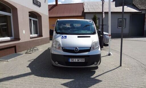 Zdjęcie do Ogłoszenie o II przetargu ustnym nieograniczonym (licytacji) na sprzedaż samochodu osobowego OPEL VIVARO (rok. prod. &ndash; 2012)
