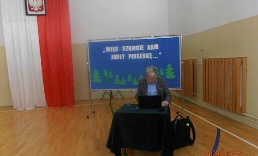 Zdjęcie do Konferencja popularnonaukowa  na temat &bdquo;Miejsca pamięci narodowej w Gminie Nowa Słupia&rdquo;.