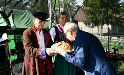 Zdjęcie do Dożynki Gminne we Włochach. Fotorelacja.