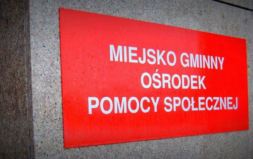 Wydawanie żywności w MGOPS w Nowej Słupi