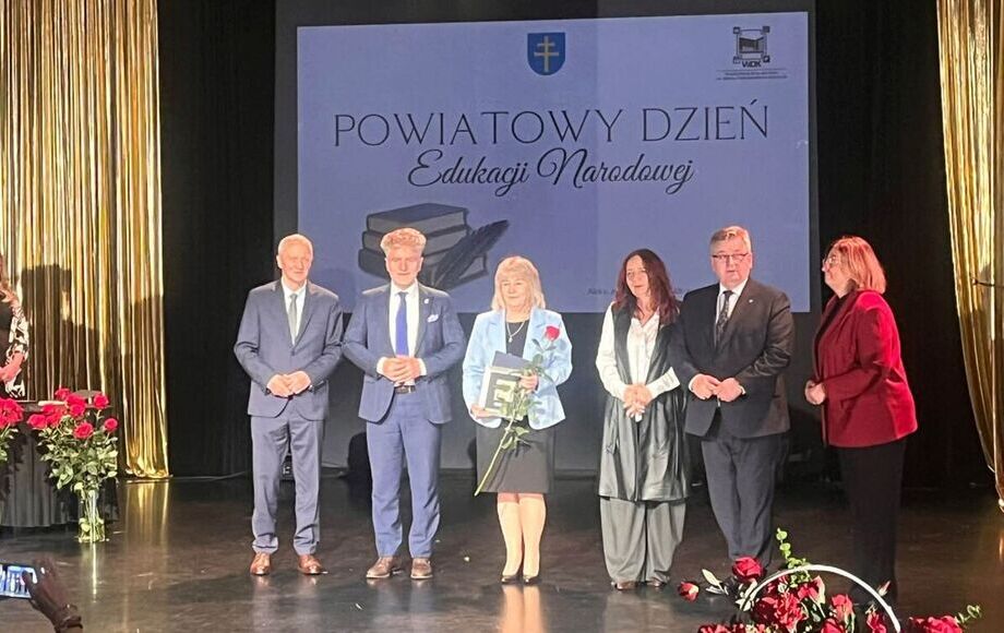 Wyróżnienie dla Szkoły Podstawowej w Mirocicach podczas obchodów w Kielcach