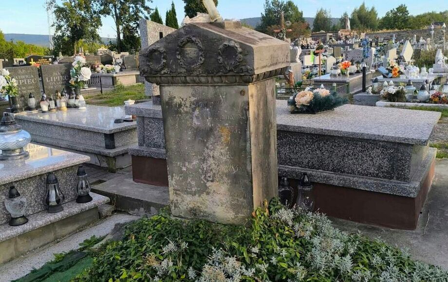 Zbiórka na renowację zabytkowego nagrobka w Nowej Słupi